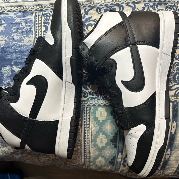 Nike Women’s Dunk High - Picture 4 of 5